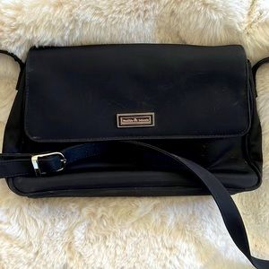 Frankie and Johnny travel purse